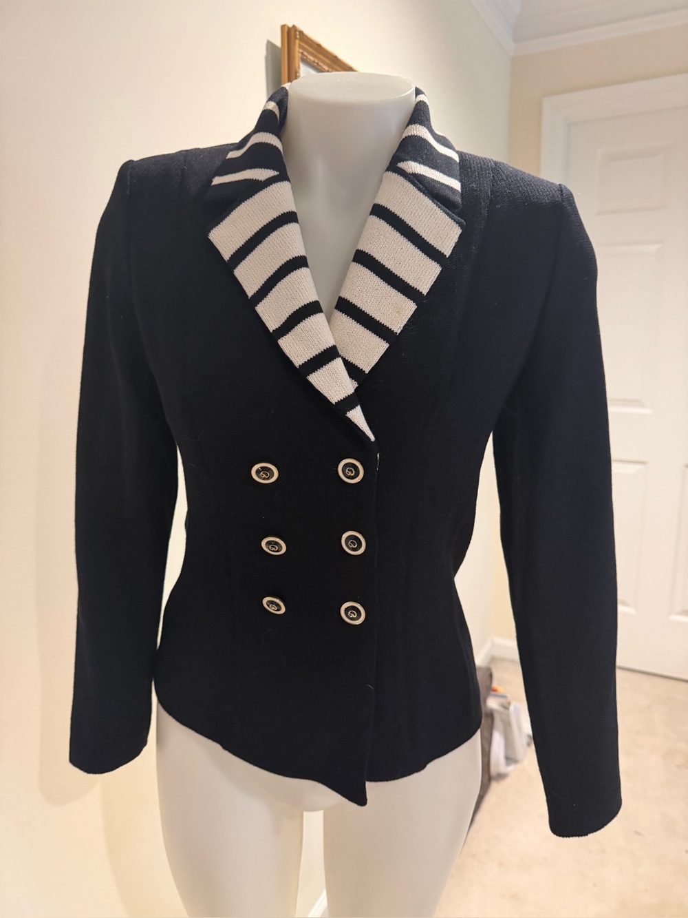 Authentic St John Double-Breasted Women's Blazer with Striped Lapel